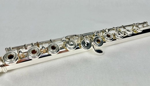 Azumi Intermediate Open-hole Flute